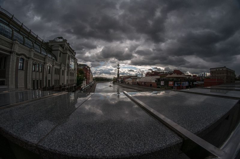 Москва, фишай И небеса свинцовые застыли...photo preview