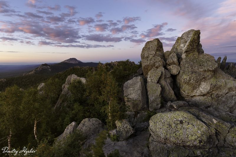 таганай, пейзаж, облака, скалы, закат, природа, лето, фототур, южный урал, природа урала, национальный парк, урал Вечер на Двуглавойphoto preview
