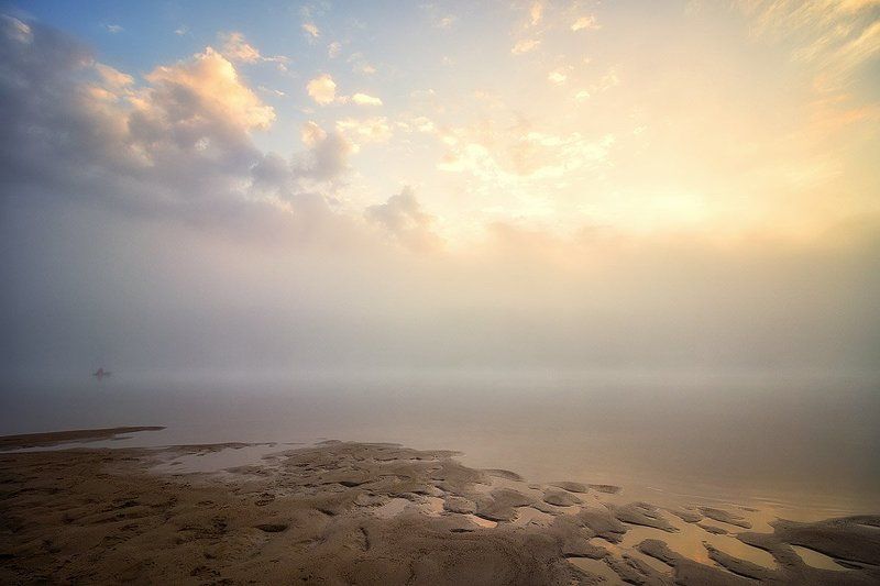 река, закат, солнце, отражение, облака, вечер Эпизод 3 Я в пути...photo preview