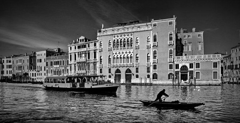 венеция, гранд-канал неравные силыphoto preview