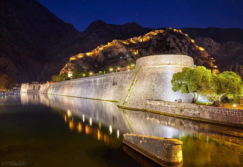 черногория, котор, адриатика, горы, крепость, голубой час Оберег вечных сновphoto preview