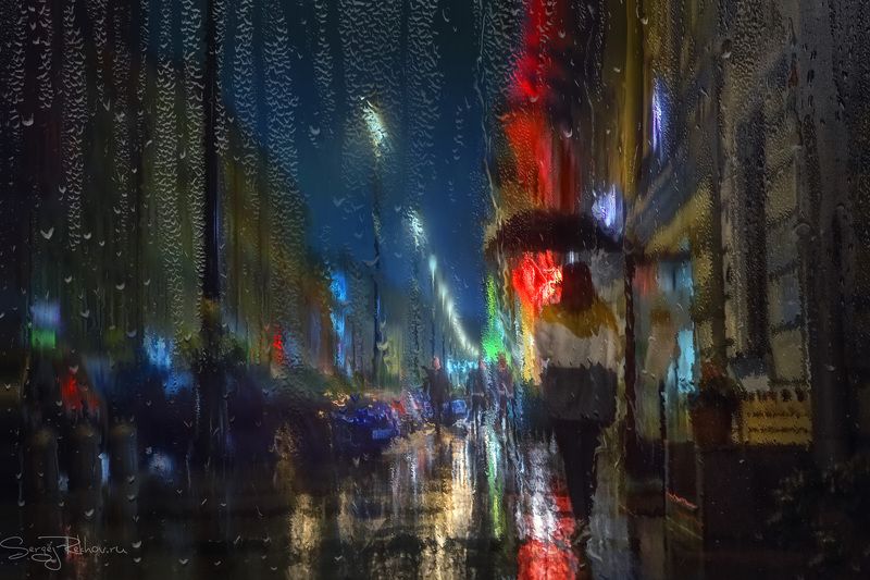 Дождь в Питере. Улица Рубинштейнаphoto preview