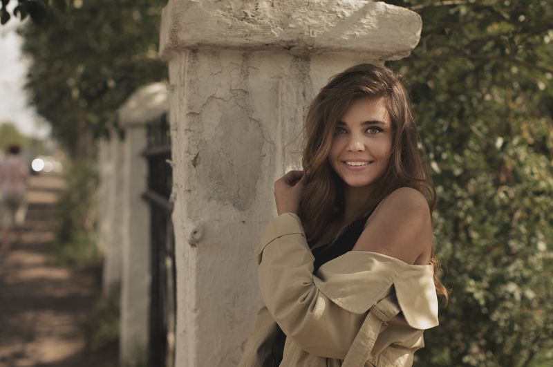 девушка Свет внутриphoto preview