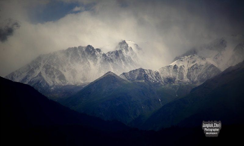 Tuyuk-su, Kazakhstanphoto preview