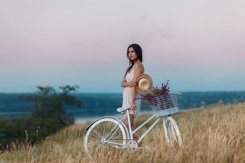 provance, white bike, nature, sunset, summer, flowers, girl, river Днепровский провансphoto preview