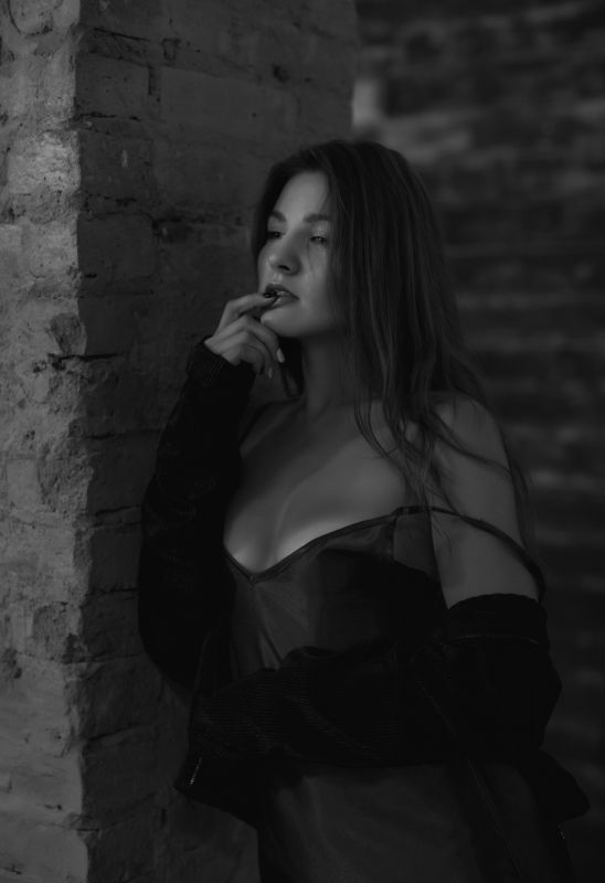 девушка студия портрет призрачная красота...photo preview