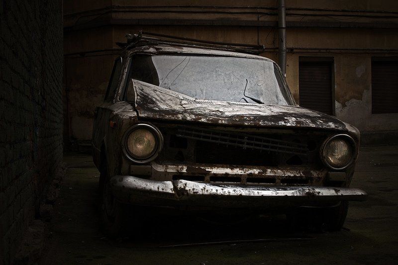 #deep.spb, #deepspb, #санктпетербург, #петербург, #спб, #питер, #saintpetersburg, #petersburg, #spb, #piter, #город, #city, #street, #streetphoto, #streetphotography, #cityscape, #urbex, #urbexphoto, #urbanexploration, #abandoned, #steps, #door, #window 170904.1photo preview