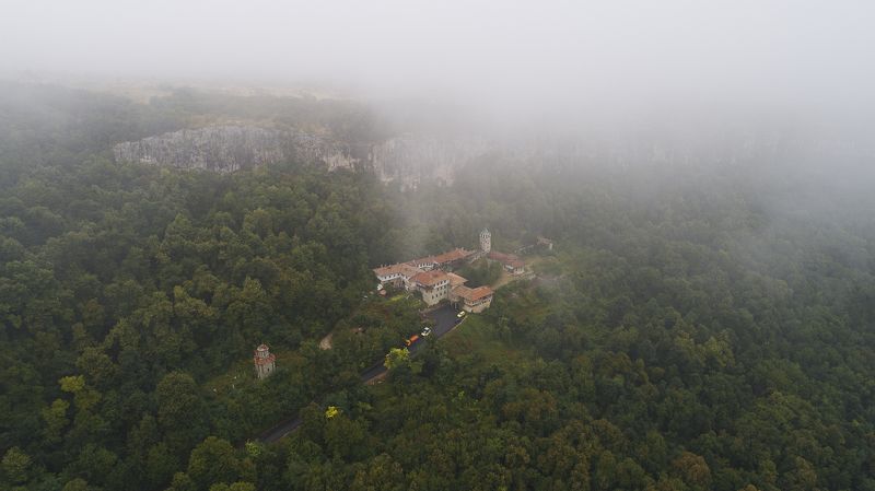 монастырь, воздушная фотография, облако, лес, скалы, Болгария, castle, forest, air photography, cloud, landscape Монастырь.photo preview