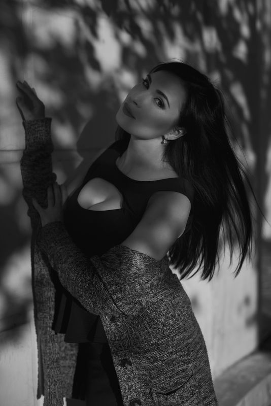 девушка парк лето вечерняя прогулкаphoto preview