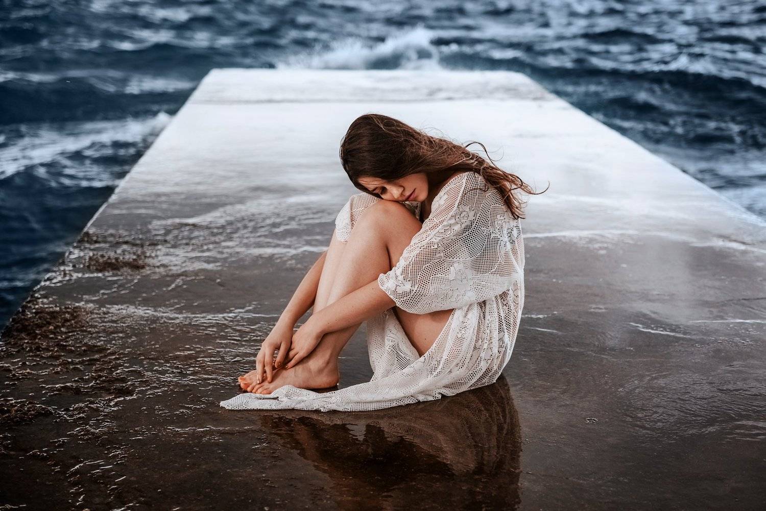 девушка, море, пирс, шторм, вода, волнорез, Маркова Вика