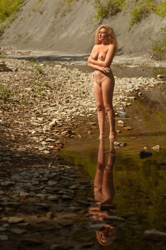 девушка, ню, эротика, обнажённое тело, фотосессии на природе, фотосессии ню, фотографы краснодара, река Красоты горной реки...photo preview