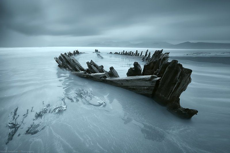 Boat, long exposure, atlantic ocean, ocean, blue, Ireland, no people, mountains, reflection, seascape, waterscape, Kerry, sand, beach, Old Boatphoto preview
