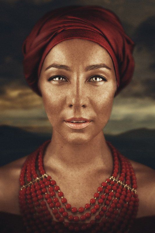 Инга в красномphoto preview