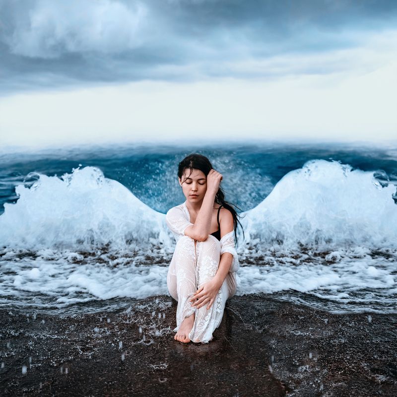 девушка, море, пирс, шторм, вода, волнорез Фейри водыphoto preview