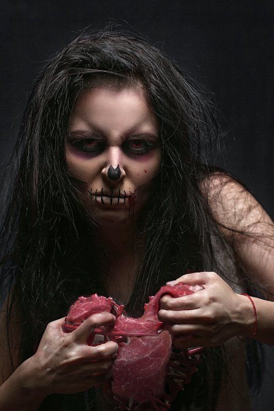 #halloween #picoftheday #tutorial #ugly #monster #meat #heart #girl #model #look #style #makeup #like4like #fashion #odessa #love #natural #angry #instigaram #work #power #art #creative #unifilmfoto #myphotoshop #face #portrait #butphoto #vitaliybut #port Дикая натура....photo preview