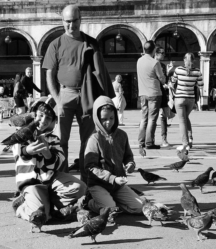 мир .......photo preview