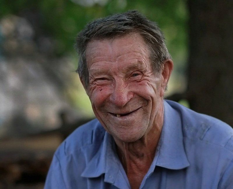 Деревенско - соседский  позитивphoto preview