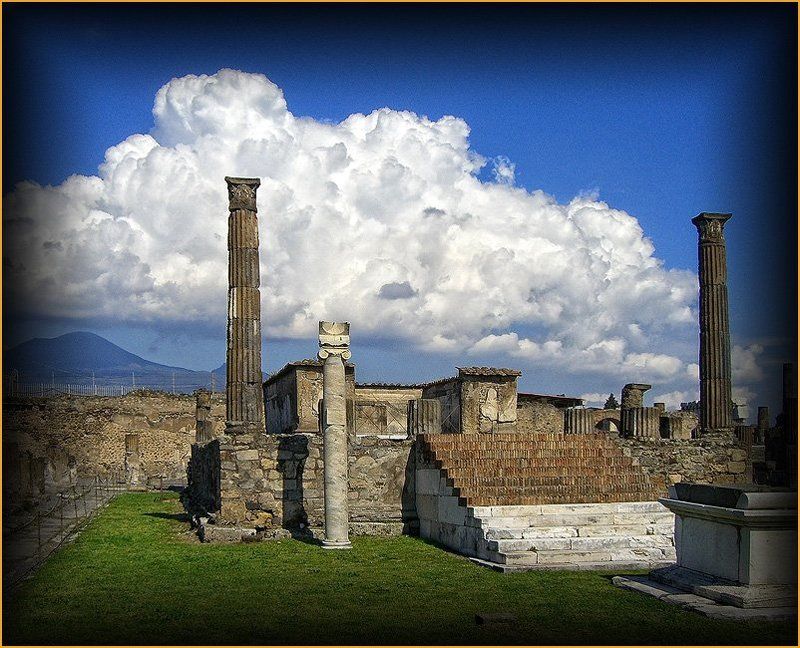 храм, аполлона, в, помпеях, везувий Палач и жертваphoto preview