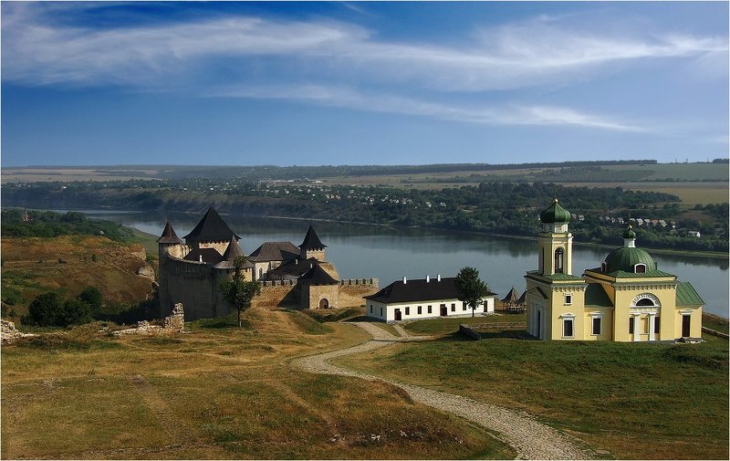 крепость, хотин Замок над Днестромphoto preview