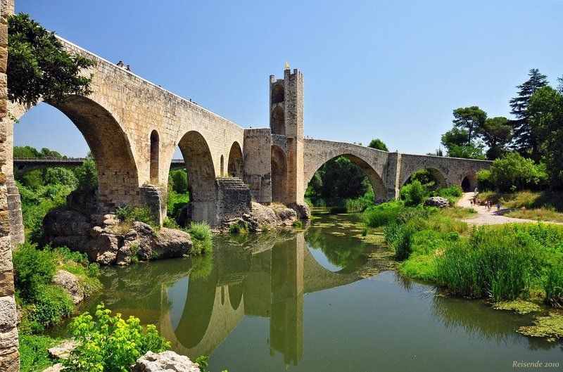 испания, каталония, бесалу, река, fluvia, мост Оборонительный мостphoto preview