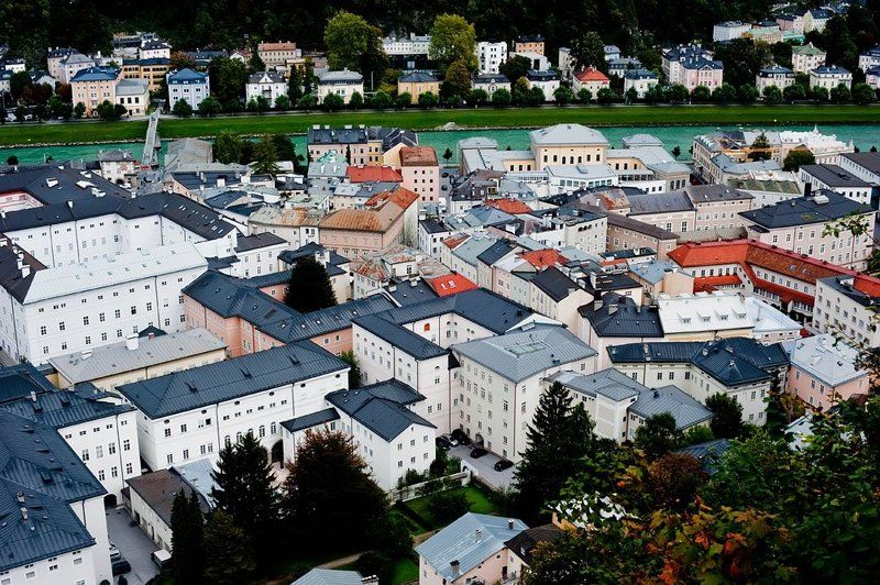 зальцбург, австрия Игрушечные домикиphoto preview