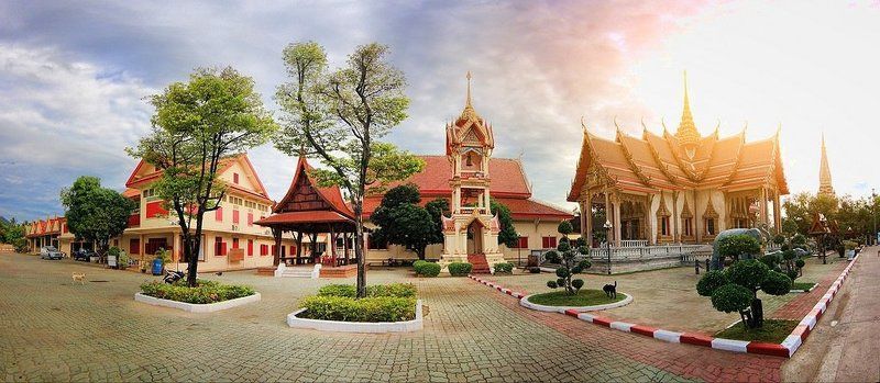 Храмы на о.Пхукетphoto preview