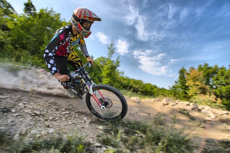 downhill Внизphoto preview