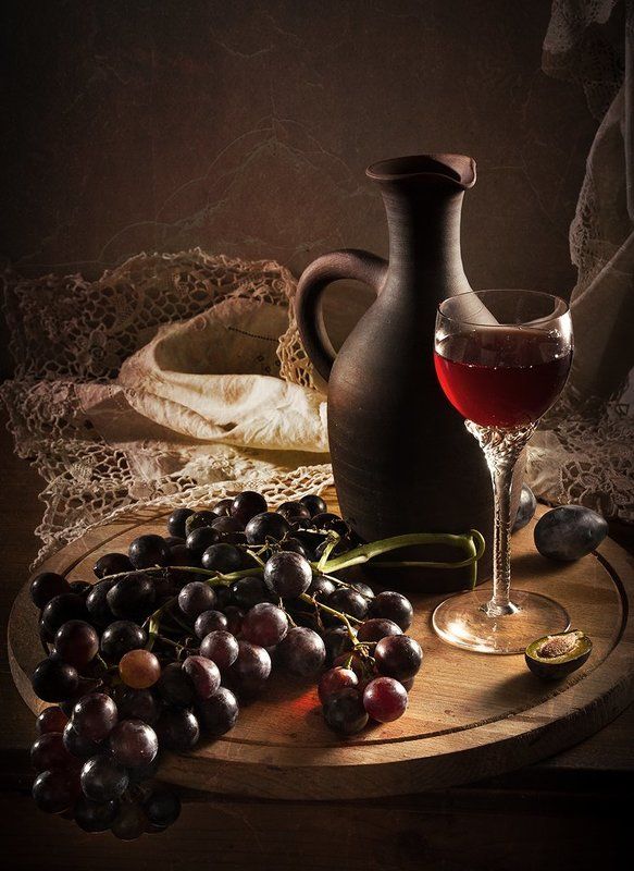 Красный виноградphoto preview