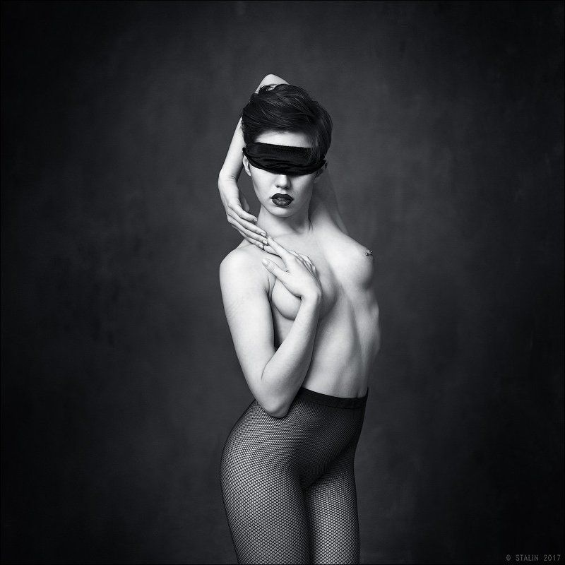 Bondage Three фото превью