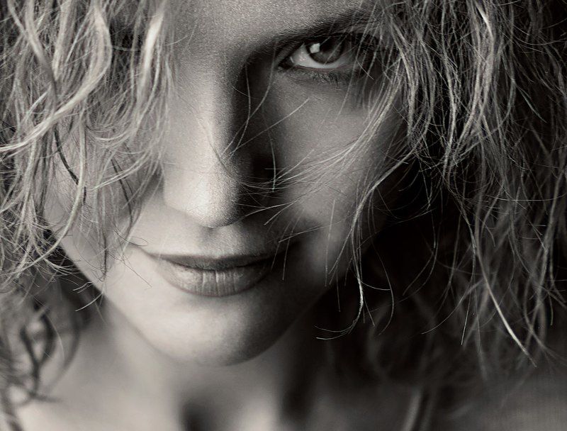 портерт, крупный портерт, чб портрет, гелионс, зенитар. Иришкаphoto preview