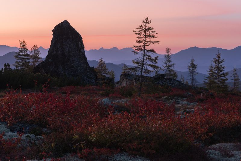 Россия, Колыма, Магаданская, Джека Лондона, осень, закат Постоять и подумать о прожитом дне...photo preview