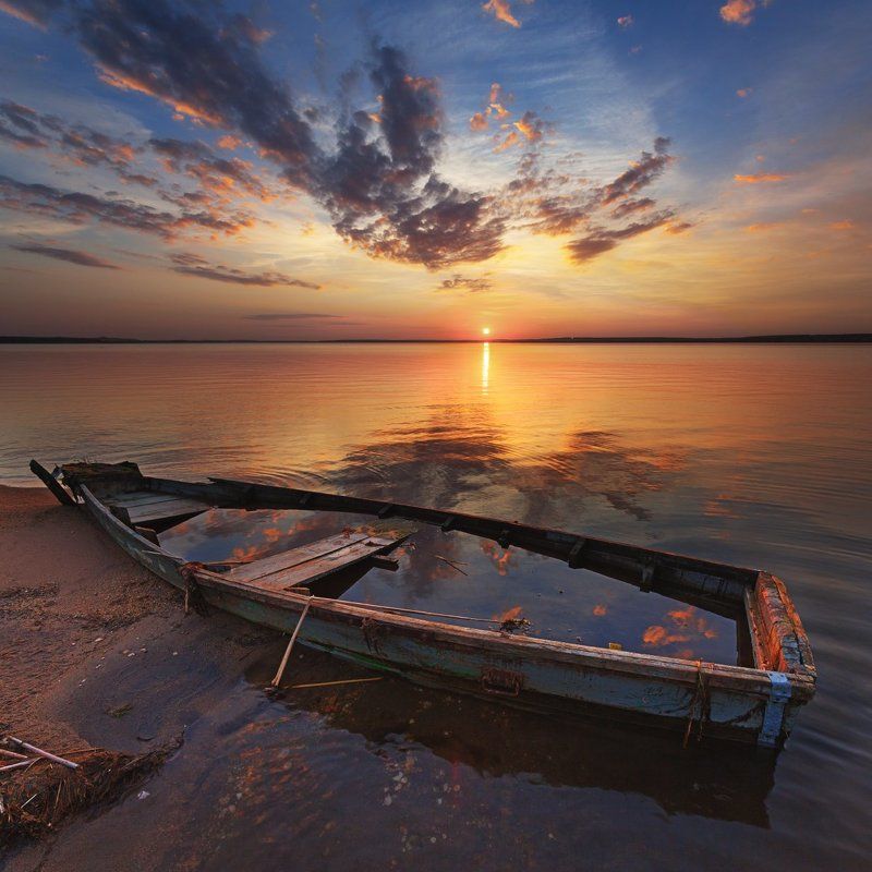 закат, лодка, озеро Завтра была Осень фото превью