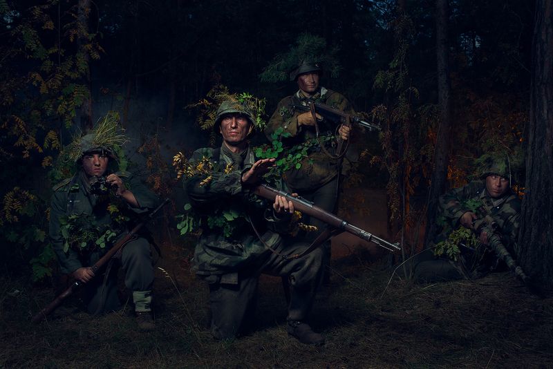 photo, digital, nikon, elinchrom, fashion, vampire, moscow, art, fin-art, germany Der Soldatphoto preview