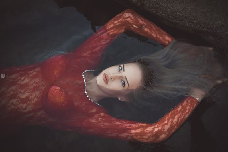 red,dress,model,young,pretty,blue,eyes,water,outdoors Nymphphoto preview