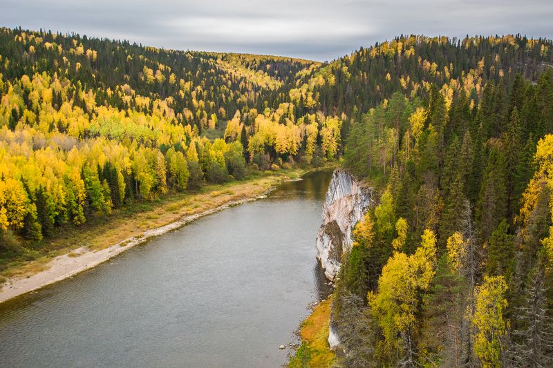 чусовая, камень, гусельный, осень Камень Гусельный на р. Чусовойphoto preview