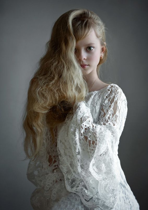 Облако волос и кружев.photo preview