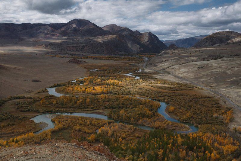 путешествия, чаган-узун, алтай, туризм, исследование, пейзаж, горы, река, хайкинг Вид с Красной горкиphoto preview