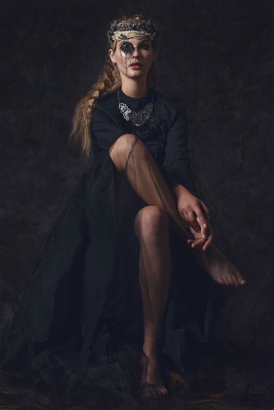 девушка, королева, портрет DARK QUEENphoto preview