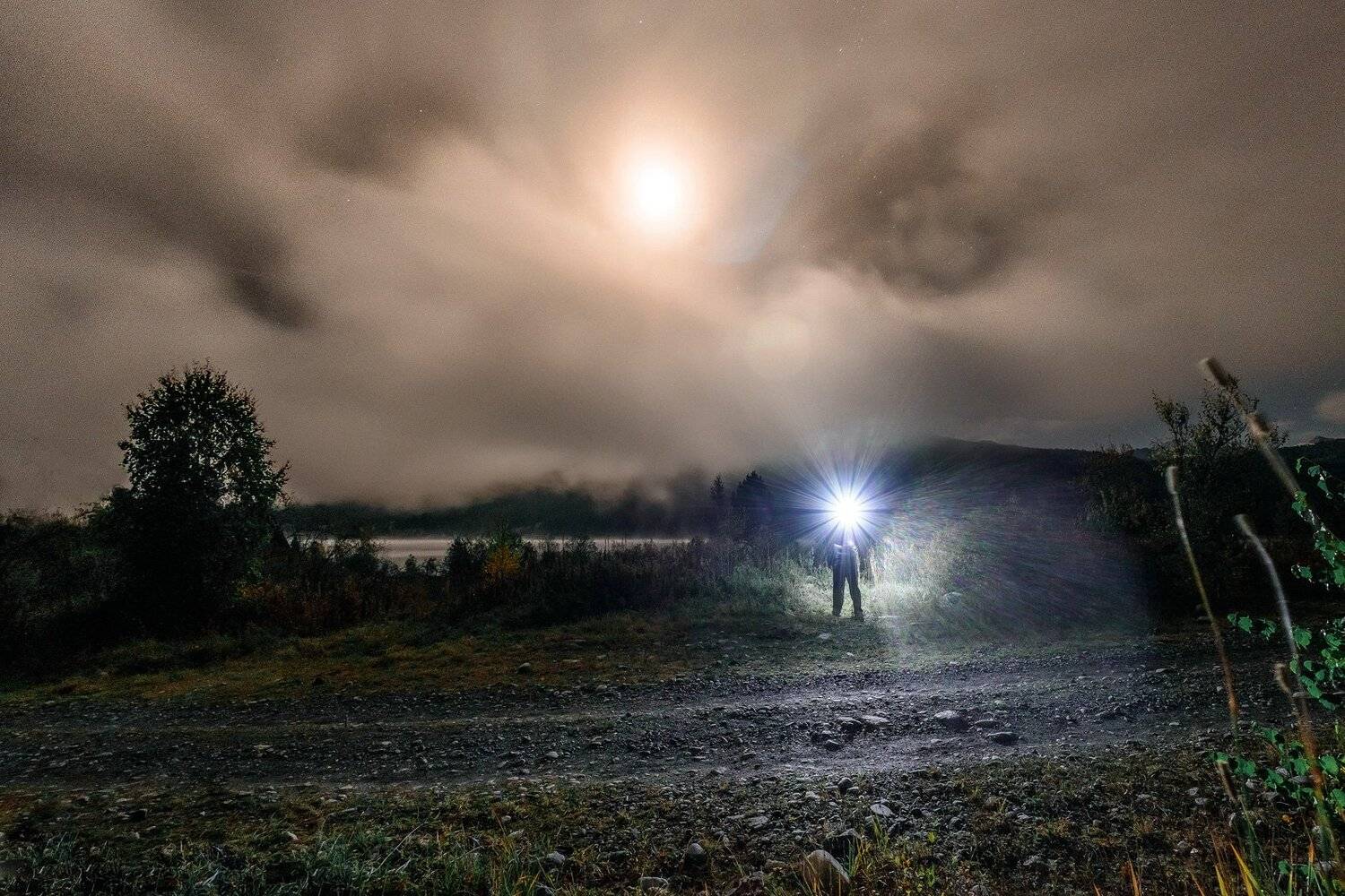 Ночью, когда все спят, из леса выходит Он! Мистер Чилчи!!!. Автор: Илья Афанасьев , Илья Афанасьев