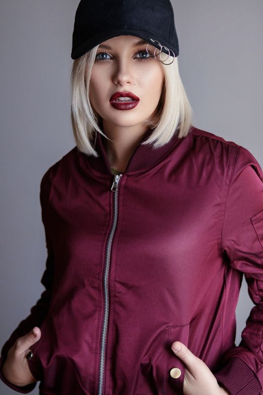 model, beautifull, girl, blonde, studio, eyes. ...photo preview