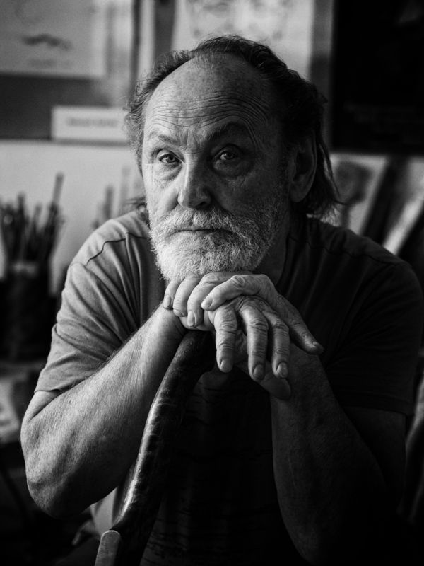 Художникphoto preview