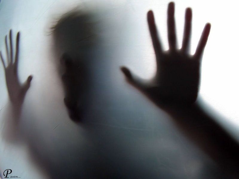 В борьбе между собой и миром.....photo preview