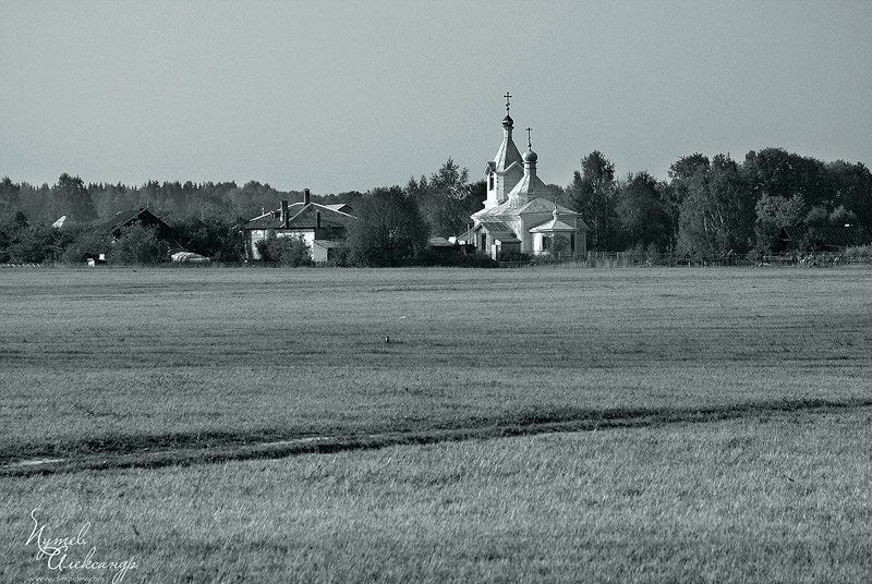 храм,аксаково У дороги.... фото превью