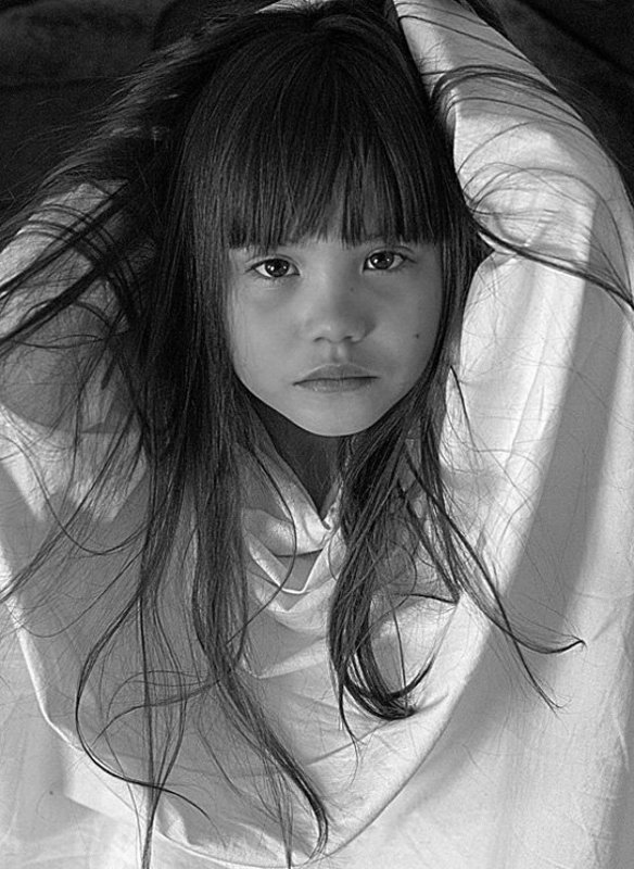 марина Не детский взглядphoto preview