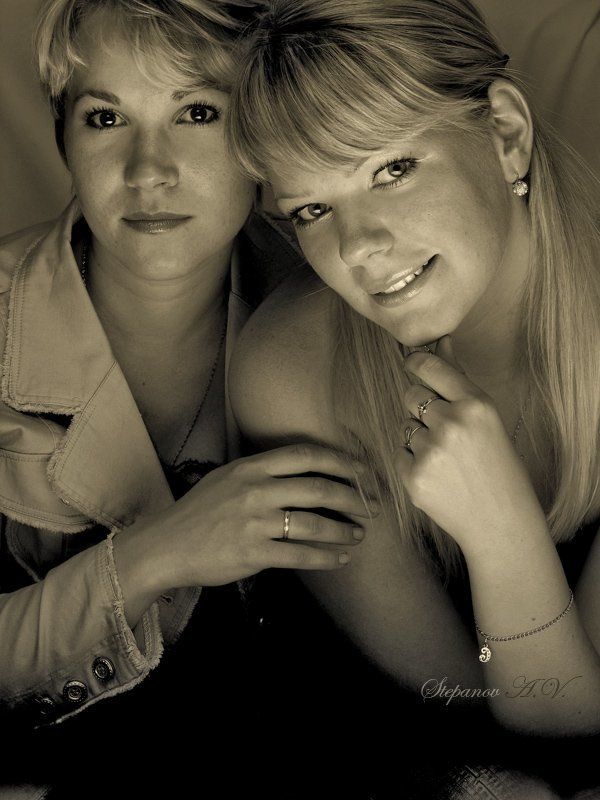 сестры сестрыphoto preview