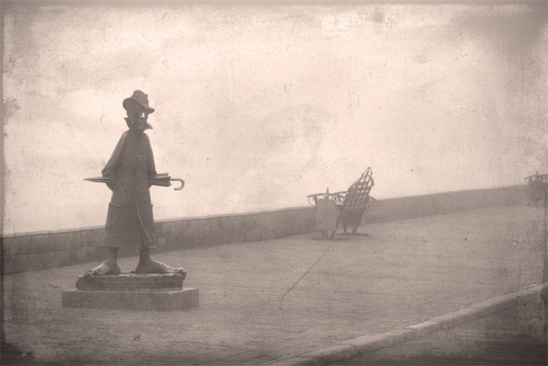 город, памятник, ретро, туман Туманным утром 1890-го годаphoto preview