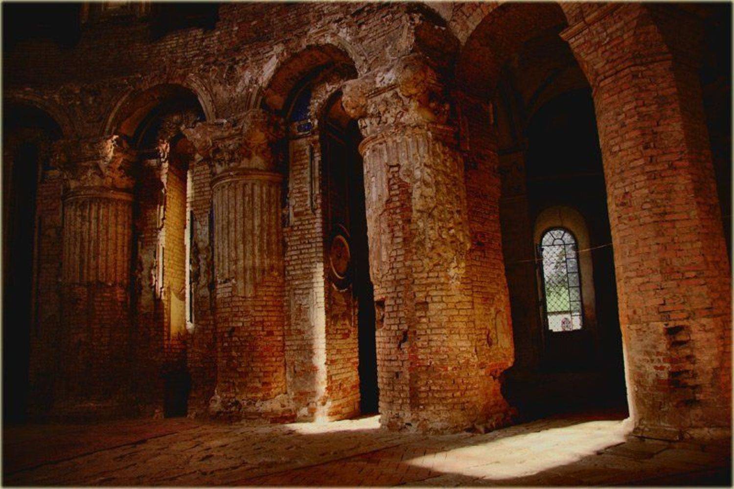 Луч света в темном царстве. Автор: Наталья Ревкина , Наталья Ревкина