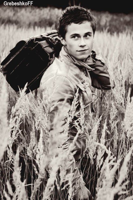 чб жанр в дорогуphoto preview