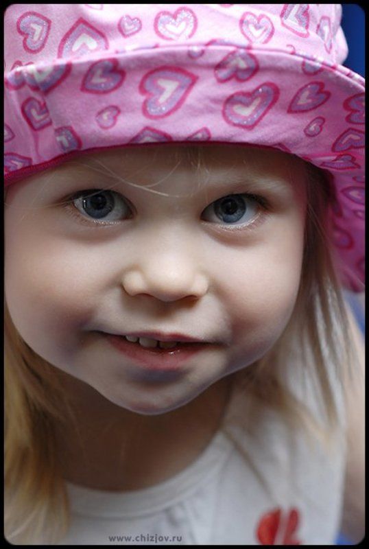 одна дома, chizjov.ru Одна домаphoto preview