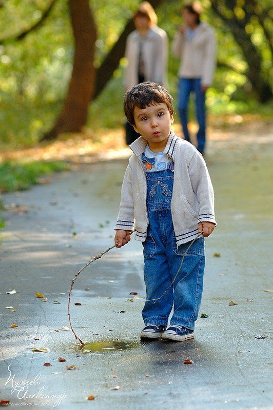 прогулка,ребенок,случайный взгляд Копать колодец будем здесь!!!photo preview